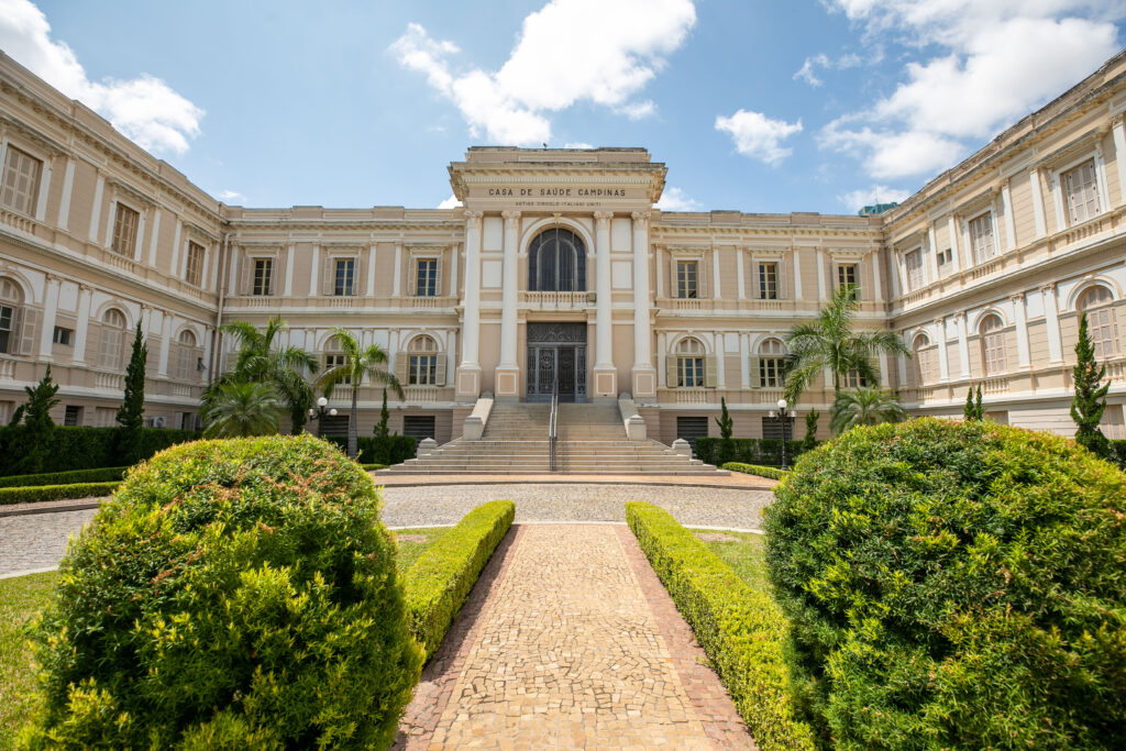 Fachada da Vera Cruz Casa de Saúde em Campinas